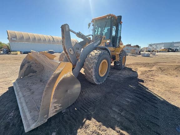 Image of John Deere 544P Primary image