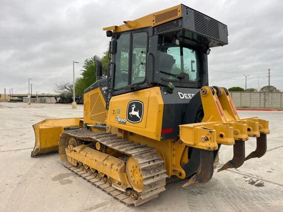 Image of John Deere 550P equipment image 2