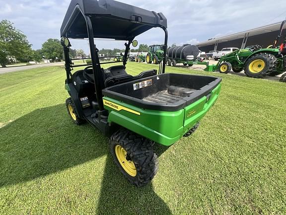 Image of John Deere XUV 560E equipment image 2