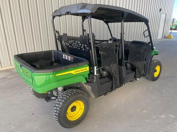 Image of John Deere XUV 560E S4 equipment image 4