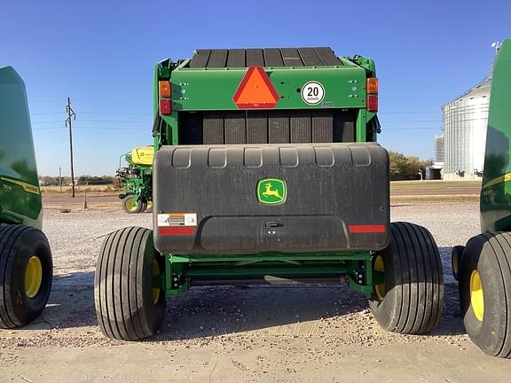 Image of John Deere 560M equipment image 4