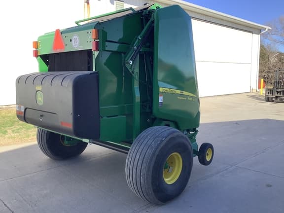 Image of John Deere 560M Silage equipment image 4