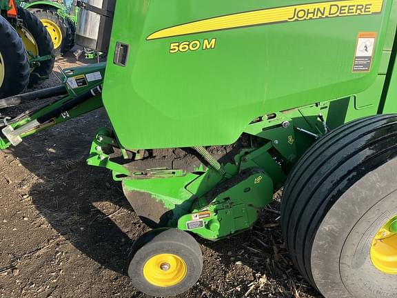 Image of John Deere 560M equipment image 4