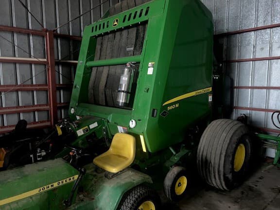 Image of John Deere 560M equipment image 1