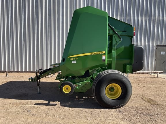 Main image John Deere 560M