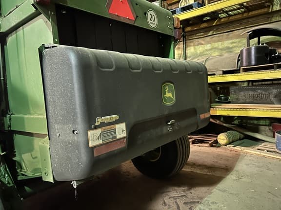 Image of John Deere 560M equipment image 4