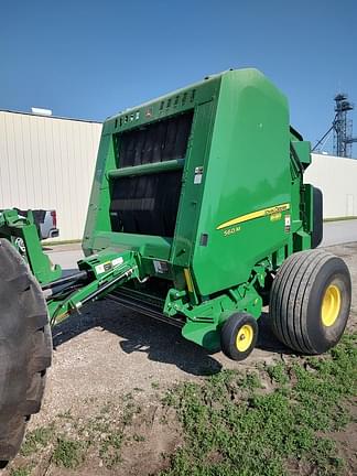 Image of John Deere 560M equipment image 3