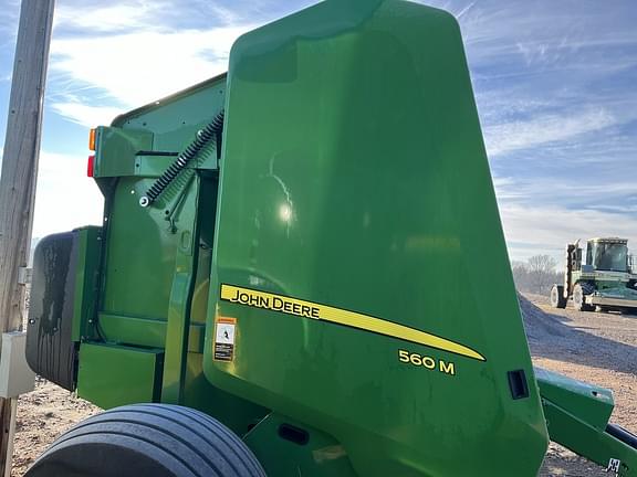 Image of John Deere 560M equipment image 1