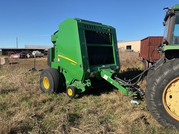 Image of John Deere 560M equipment image 3