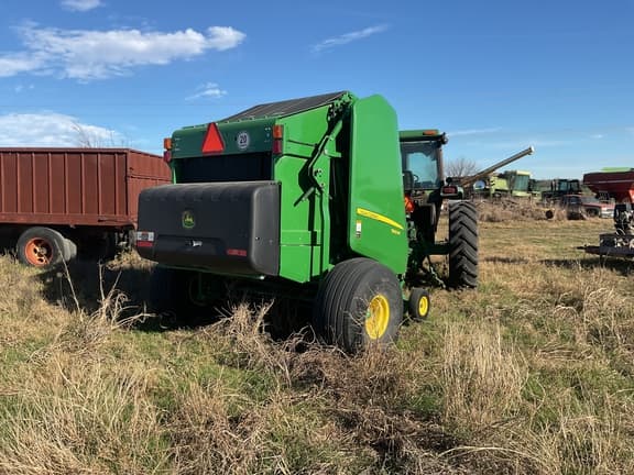Image of John Deere 560M equipment image 4