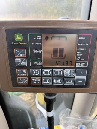 Image of John Deere 560M equipment image 3