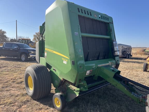 Image of John Deere 560M equipment image 3