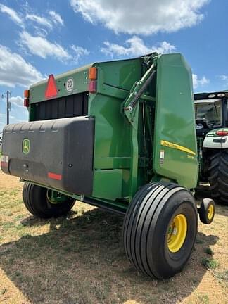 Image of John Deere 560M equipment image 3