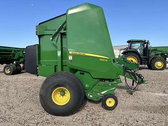 Image of John Deere 560M equipment image 4