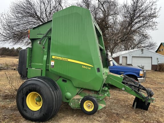 Image of John Deere 560M equipment image 1