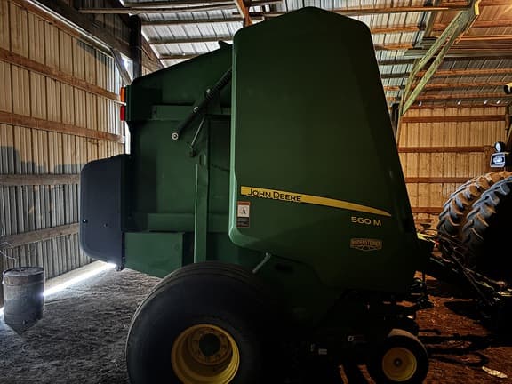 Image of John Deere 560M equipment image 2