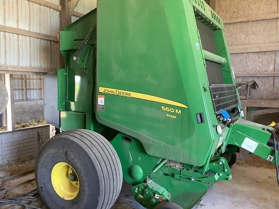 Image of John Deere 560M equipment image 2