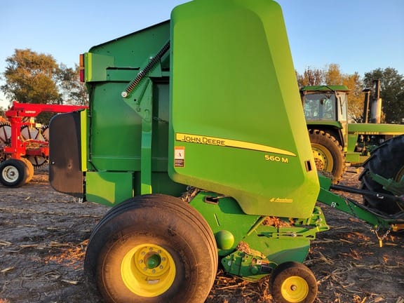 Main image John Deere 560M