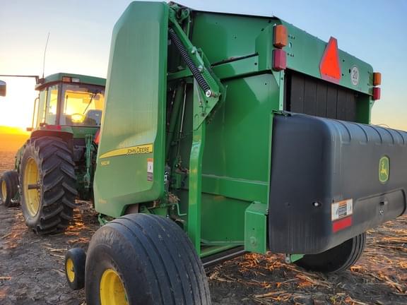 Image of John Deere 560M equipment image 4