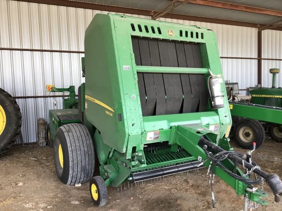 Image of John Deere 560M equipment image 3