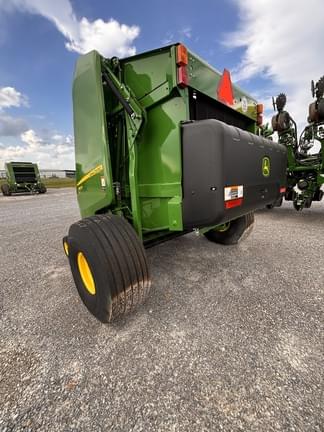 Image of John Deere 560M equipment image 2