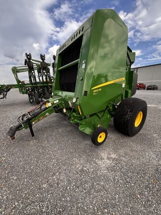 Main image John Deere 560M