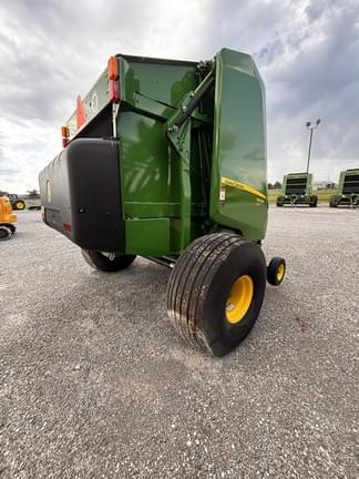 Image of John Deere 560M equipment image 4