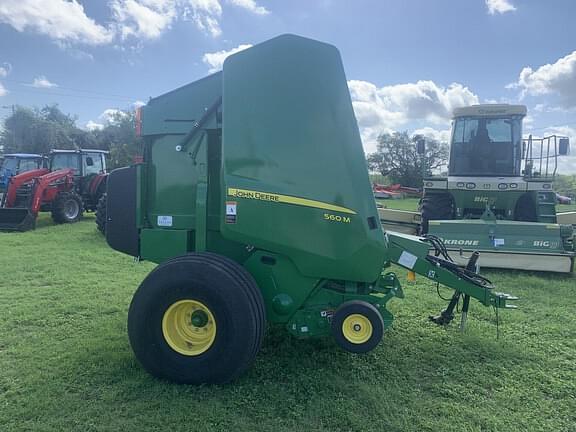 Image of John Deere 560M equipment image 3