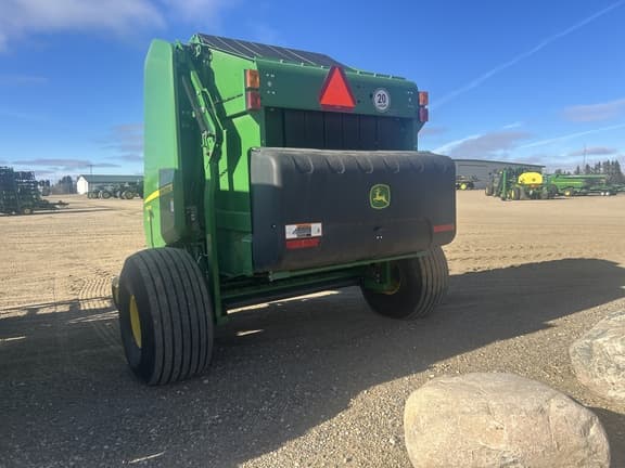 Image of John Deere 560M equipment image 3