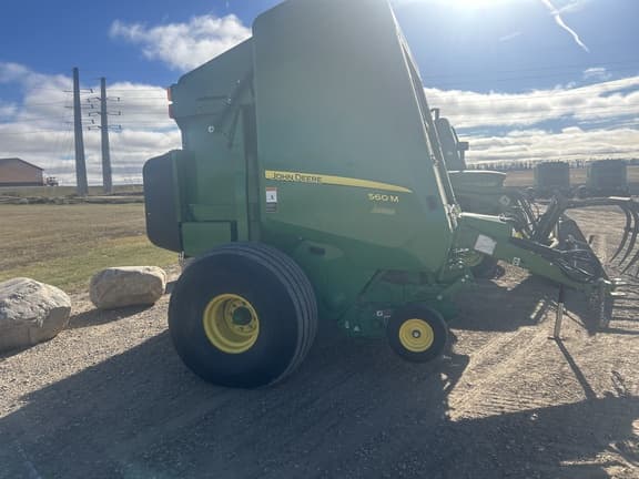 Image of John Deere 560M equipment image 1