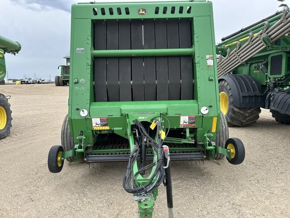 Image of John Deere 560M equipment image 4