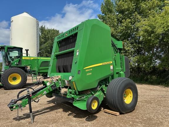 Image of John Deere 560M equipment image 3