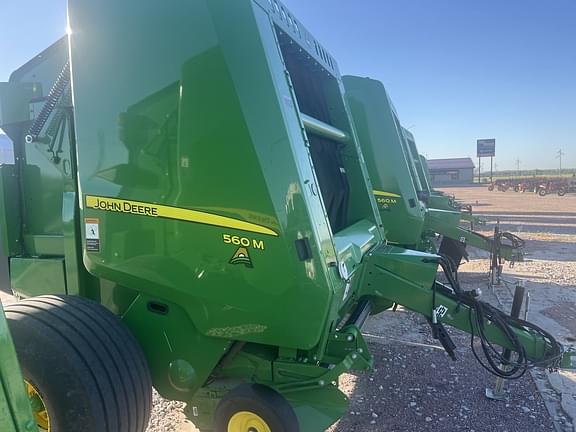 Image of John Deere 560M equipment image 2