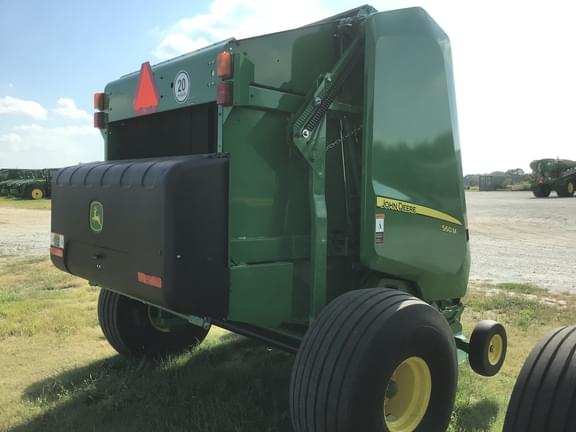 Image of John Deere 560M equipment image 3
