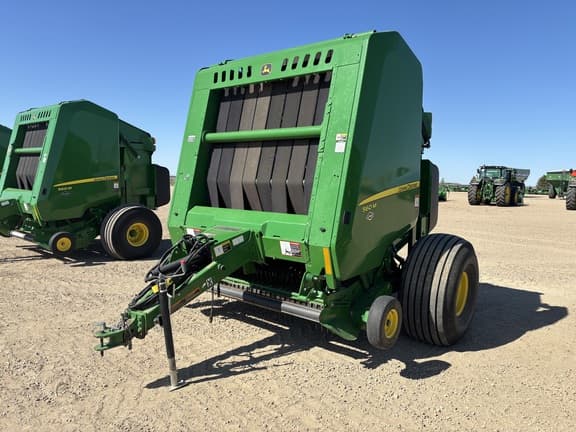Image of John Deere 560M equipment image 1