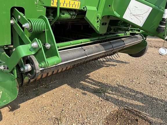 Image of John Deere 560M equipment image 4