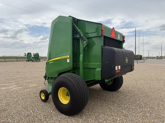 Image of John Deere 560M equipment image 2