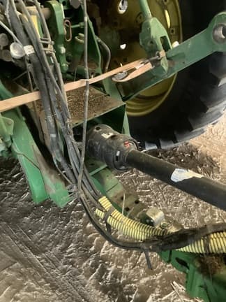 Image of John Deere 560M equipment image 3