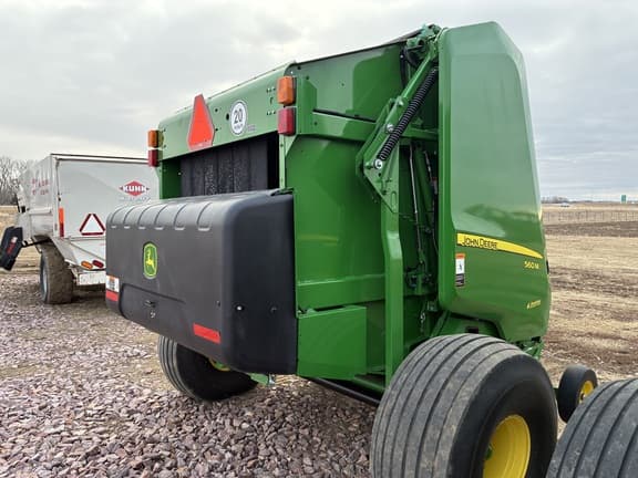 Image of John Deere 560M equipment image 4
