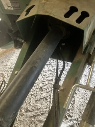 Image of John Deere 560M equipment image 1