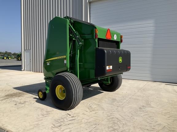 Image of John Deere 560M equipment image 2