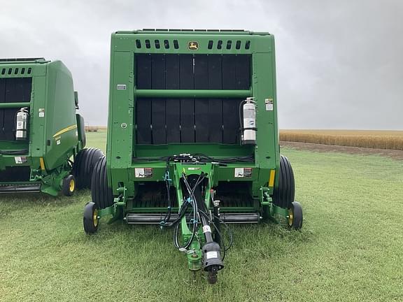 Image of John Deere 560M equipment image 3