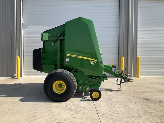 Image of John Deere 560M equipment image 3