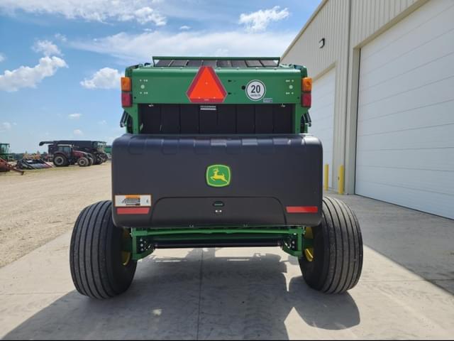 Image of John Deere 560M equipment image 2