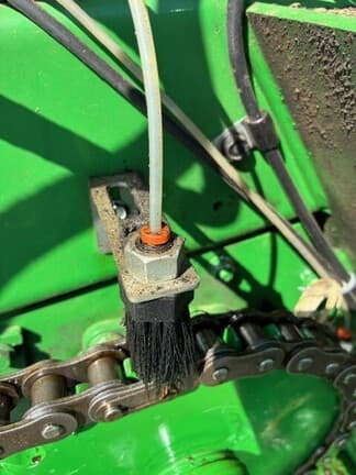 Image of John Deere 560M equipment image 4