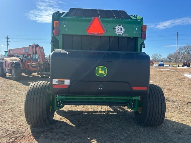 Image of John Deere 560M equipment image 3