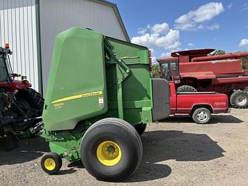 Main image John Deere 560M