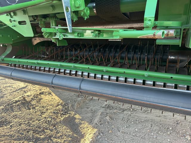 Image of John Deere 560M equipment image 2