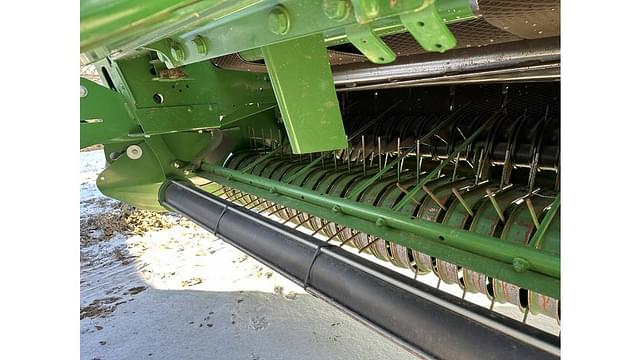 Image of John Deere 560M equipment image 3