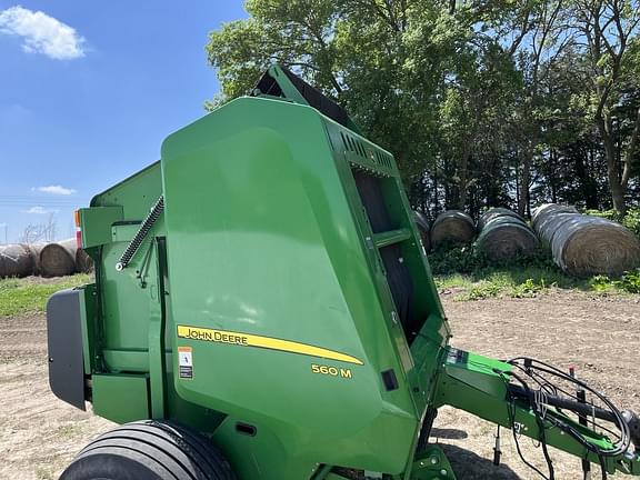 Image of John Deere 560M equipment image 3